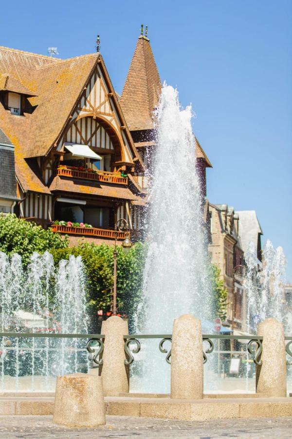 Les Cigognes - Deux Pieces - Deauville Centre Exterior foto